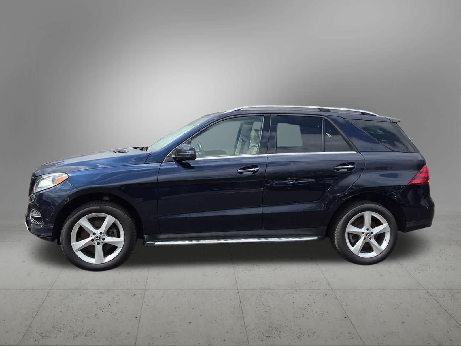 Used 2018 Mercedes-Benz GLE 350 4MATIC image 3