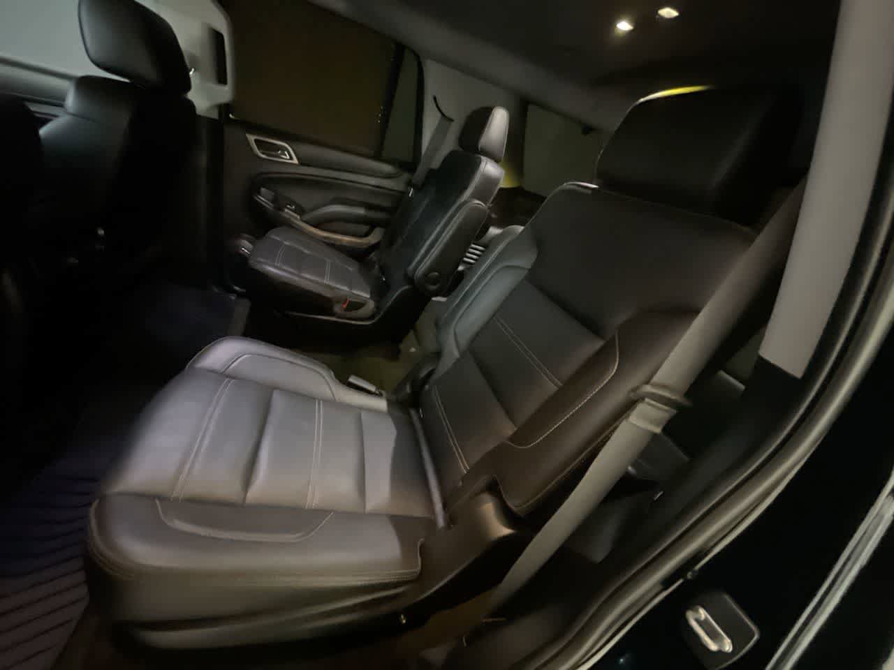 Used 2018 GMC Yukon Denali w/ Open Road Package AWD/4WD image 23