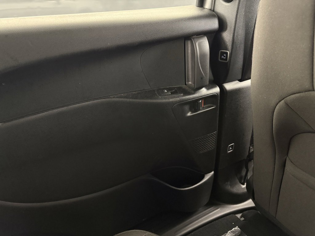 Used 2023 Chrysler Pacifica Touring image 43