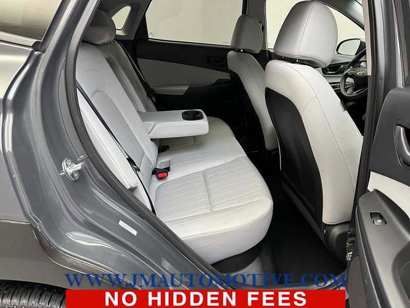 Used 2023 Hyundai Kona SEL image 17
