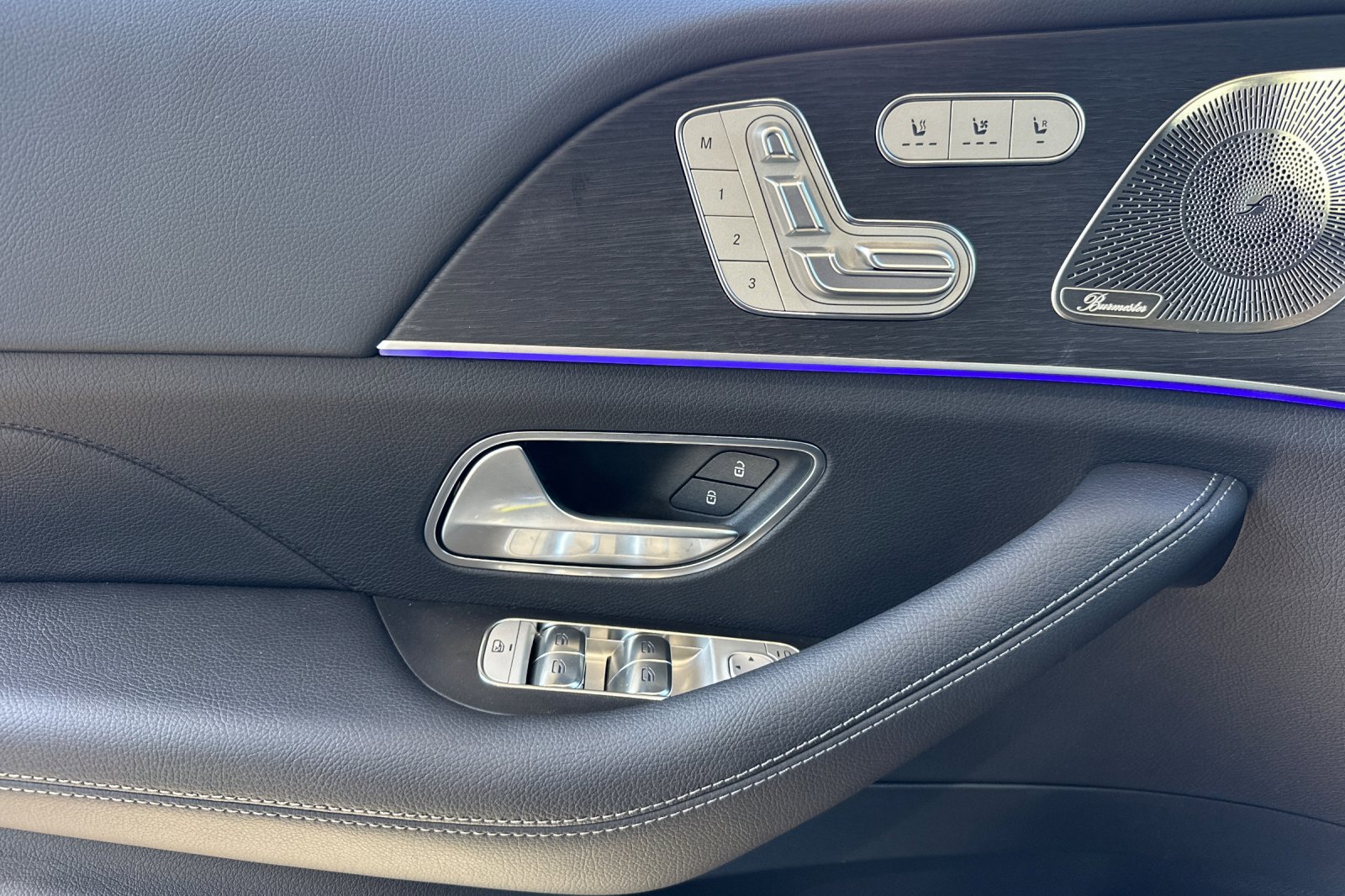 New 2025 Mercedes-Benz GLS 450 4MATIC image 12