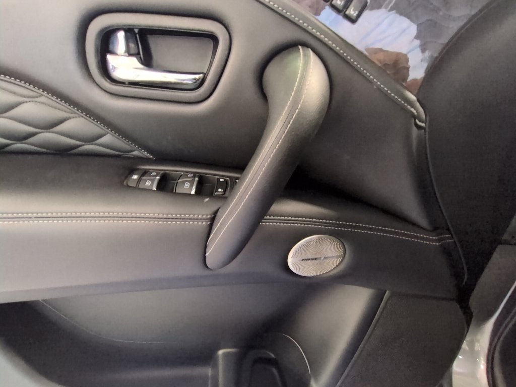 Used 2021 INFINITI QX80 Sensory w/ Cargo Package AWD/4WD image 12