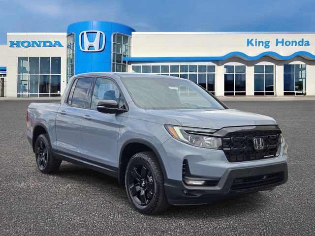 Used 2025 Honda Ridgeline Black Edition image 5