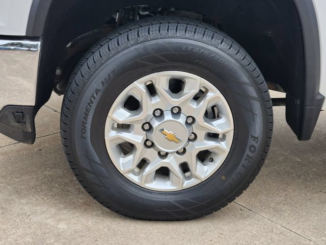 Used 2024 Chevrolet Silverado 2500 LT AWD/4WD image 18