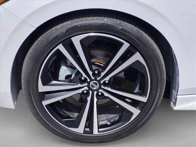 Used 2021 Nissan Sentra SR FWD image 4