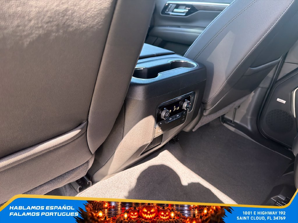 New 2026 Chevrolet Suburban LT w/ Comfort Package AWD/4WD image 29