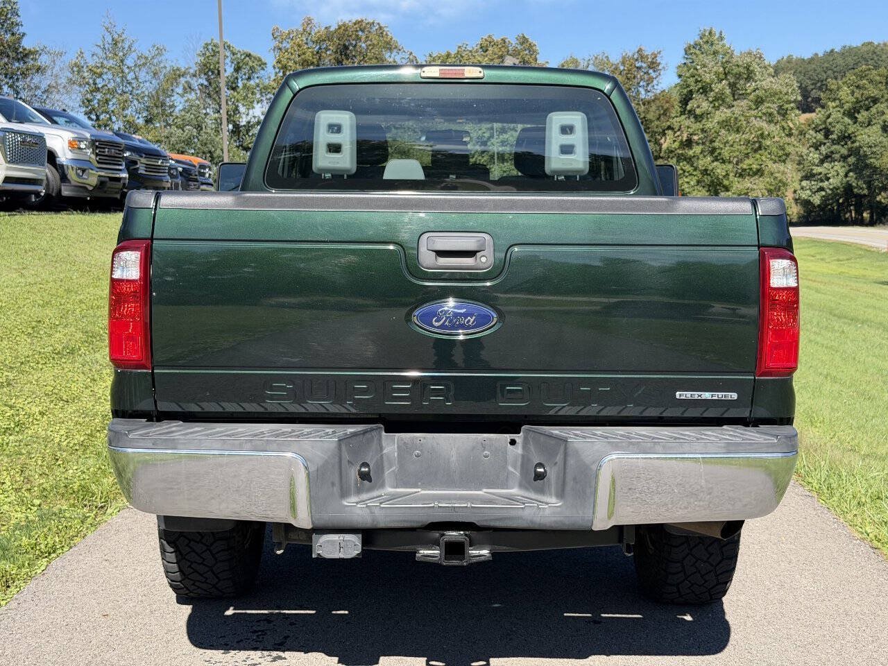 Used 2016 Ford F250 XL w/ XL Appearance Package AWD/4WD image 7