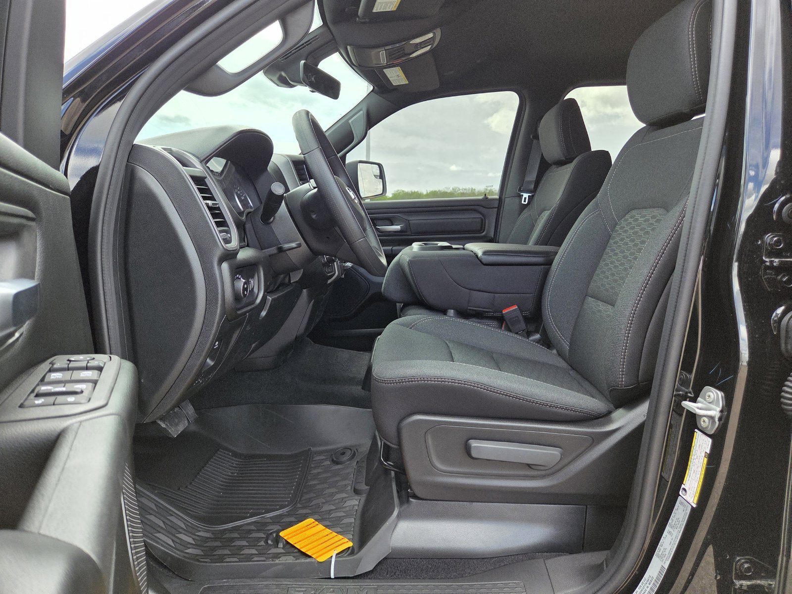 New 2026 RAM 1500 Warlock AWD/4WD image 14