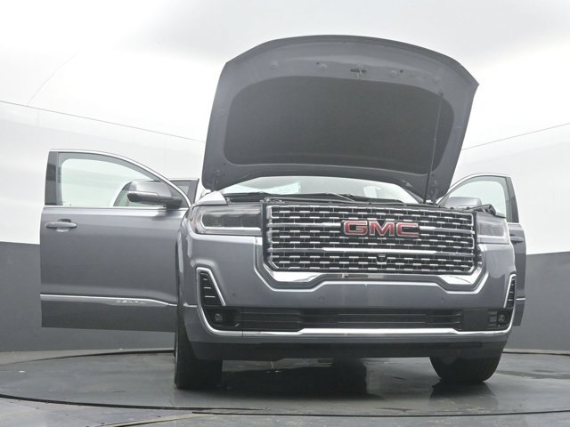 Used 2022 GMC Acadia Denali w/ Denali Ultimate Package AWD/4WD image 59