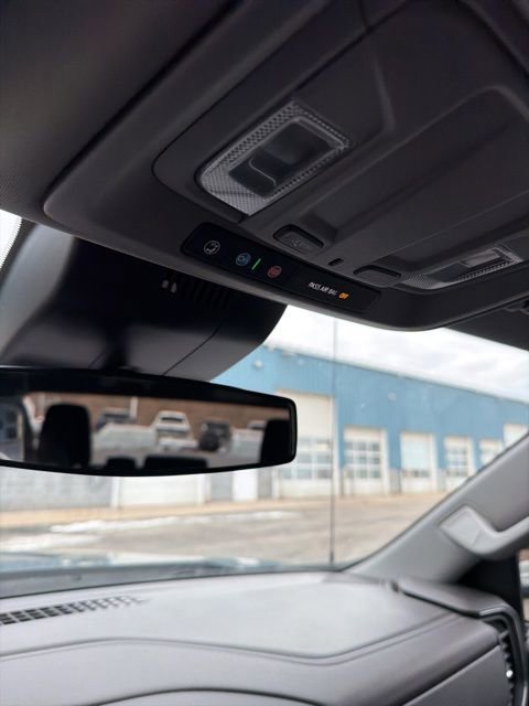 Used 2022 Chevrolet Silverado 1500 LT image 27