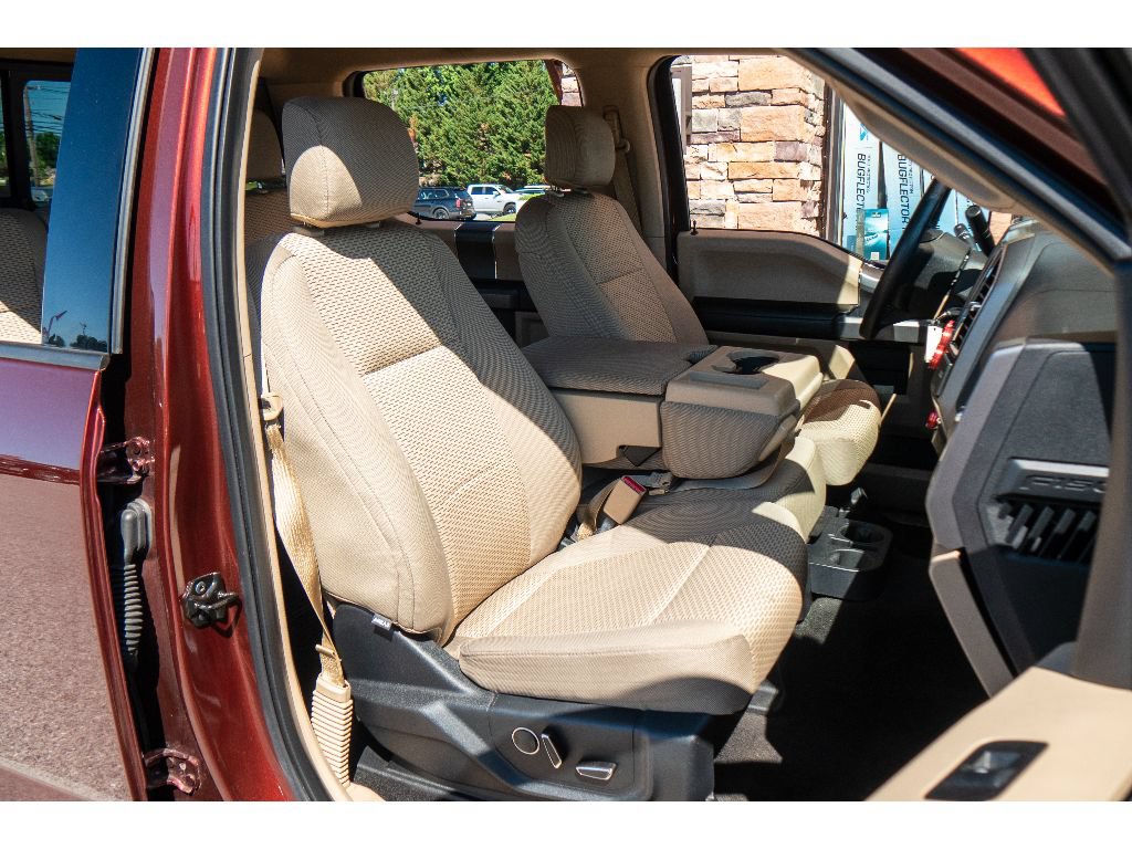 Used 2015 Ford F150 XLT w/ Equipment Group 302A Luxury AWD/4WD image 14