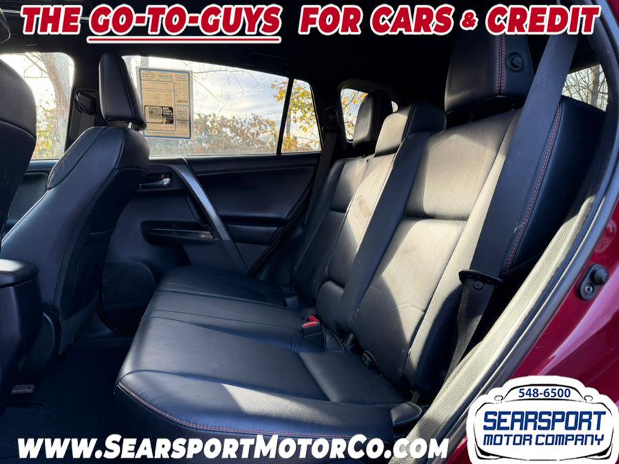 Used 2018 Toyota RAV4 SE image 8