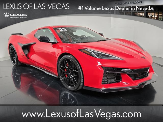 Used 2023 Chevrolet Corvette Z06 w/ Stealth Interior Trim Package RWD video 1
