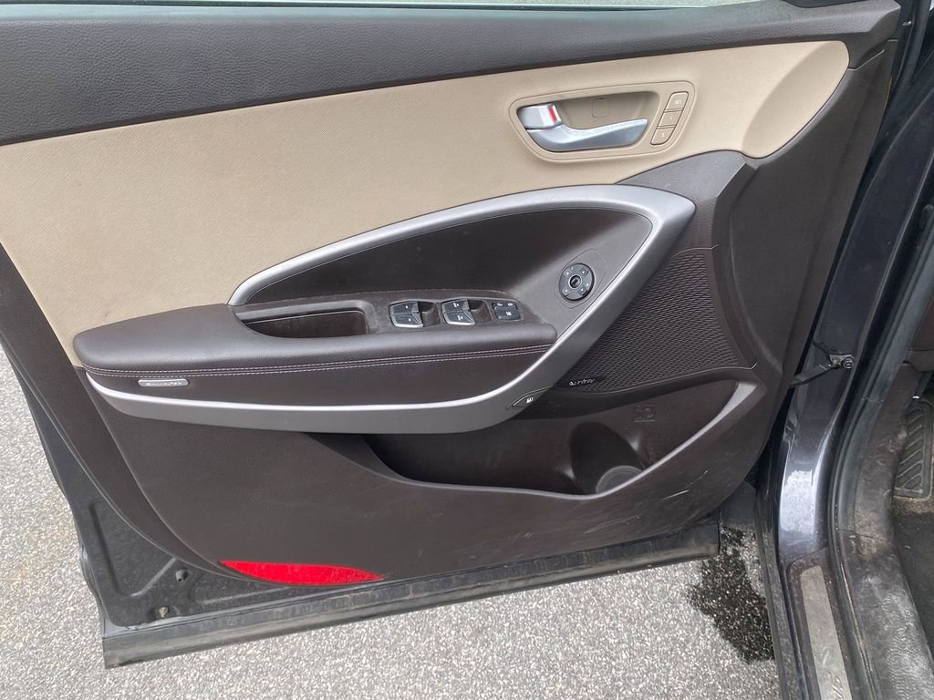 Used 2016 Hyundai Santa Fe Sport 2.0T w/ Option Group 05 image 11