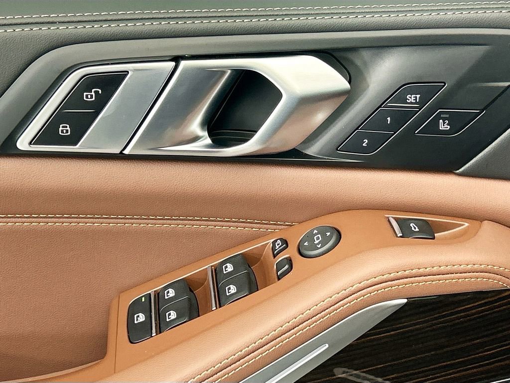 Certified 2026 BMW X5 xDrive40i w/ M Sport Package image 22