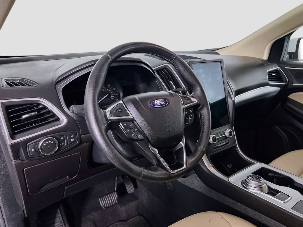Used 2022 Ford Edge SEL w/ Convenience Package AWD/4WD image 11