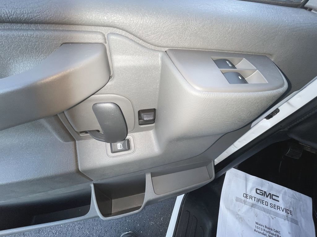 New 2025 GMC Savana 3500 w/ Power Convenience Package RWD image 26