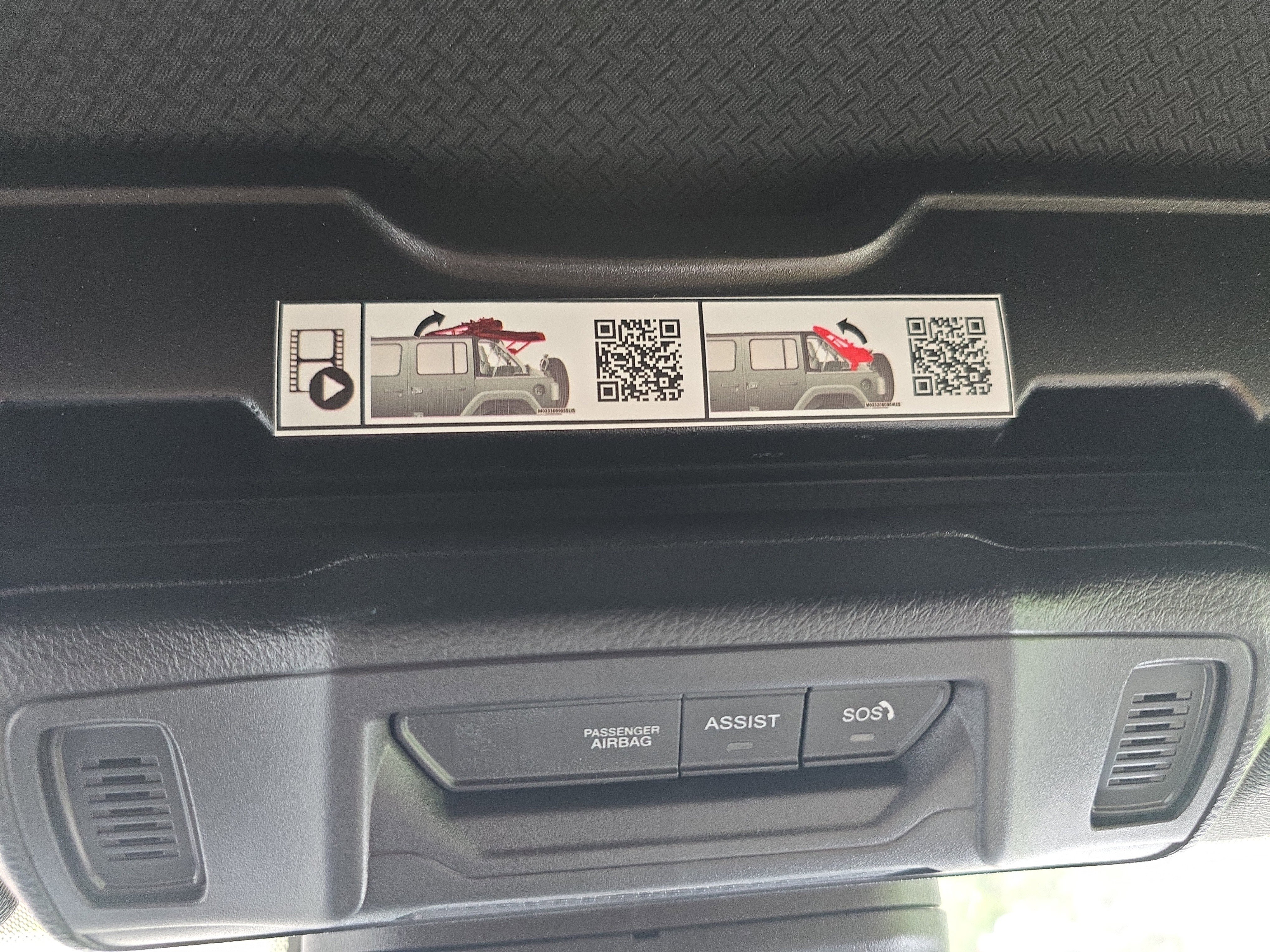 New 2026 Jeep Wrangler Unlimited Sport AWD/4WD image 31