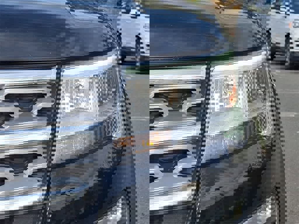 Used 2018 Ford Explorer Limited w/ Equipment Group 301A image 30