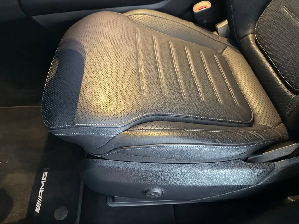 Used 2024 Mercedes-Benz GLC 43 AMG 4MATIC image 19