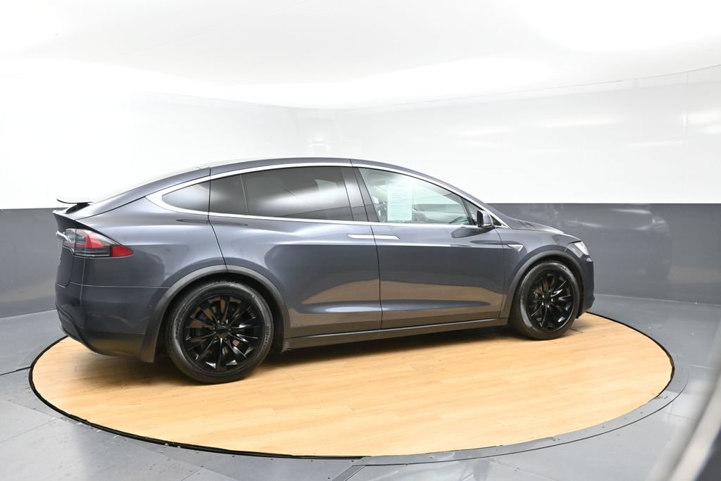 Used 2016 Tesla Model X 75D AWD/4WD image 6