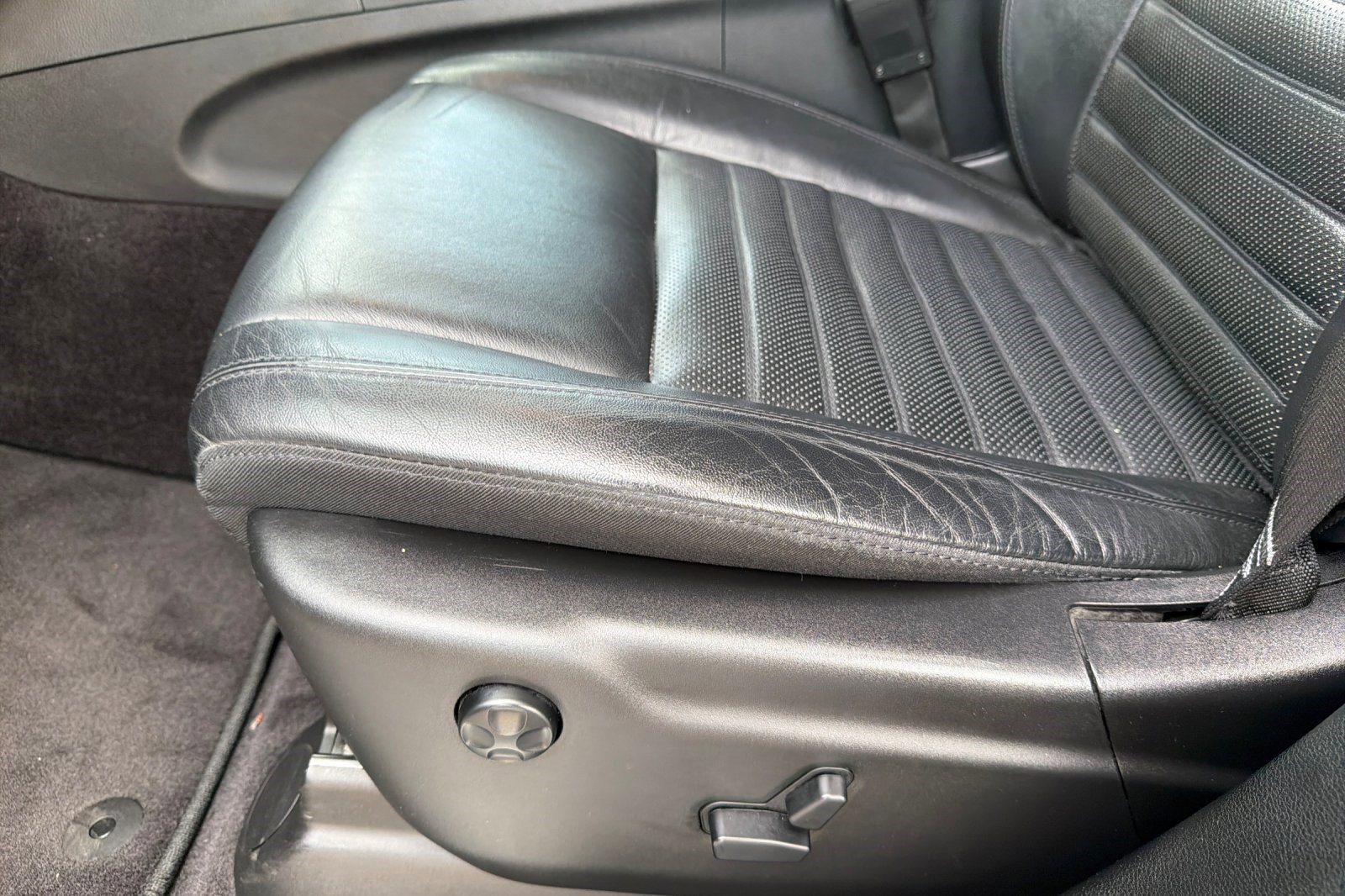 Used 2018 Jeep Grand Cherokee Limited image 14