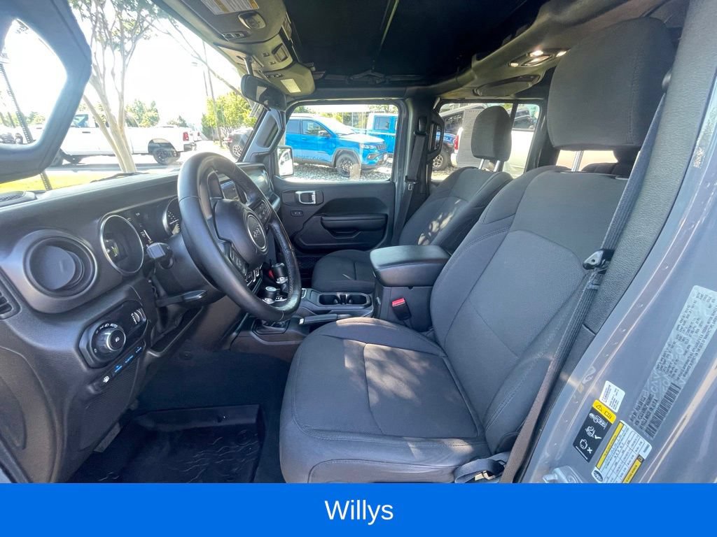 Used 2023 Jeep Wrangler Unlimited w/ Cold Weather Group AWD/4WD image 14
