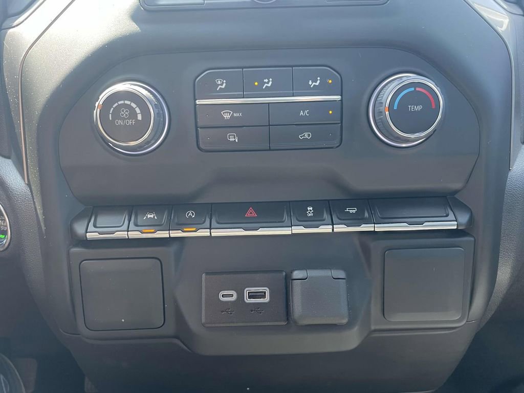 Used 2024 Chevrolet Silverado 1500 W/T image 26