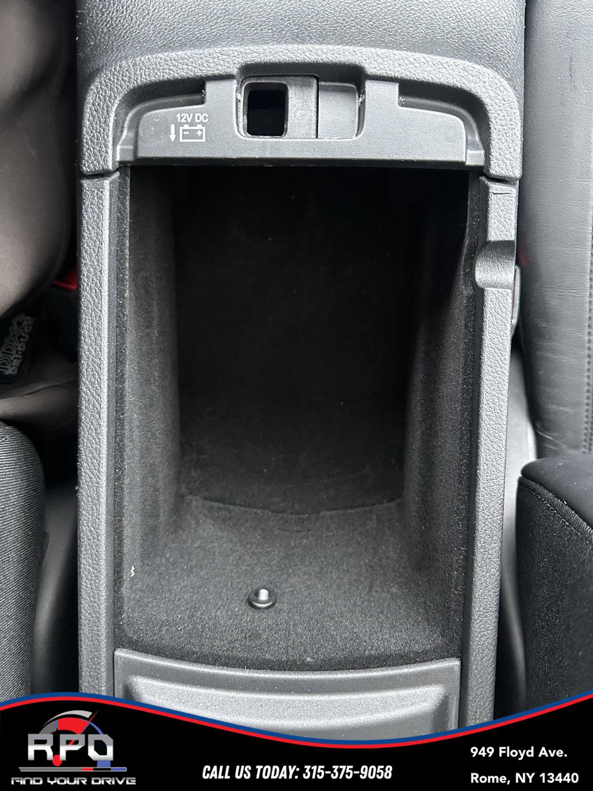 Used 2019 Jeep Grand Cherokee Limited w/ Luxury Group II image 32