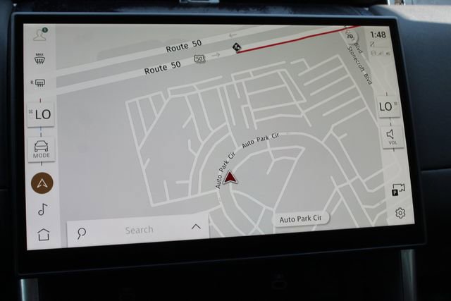 Used 2024 Land Rover Discovery Sport S image 20