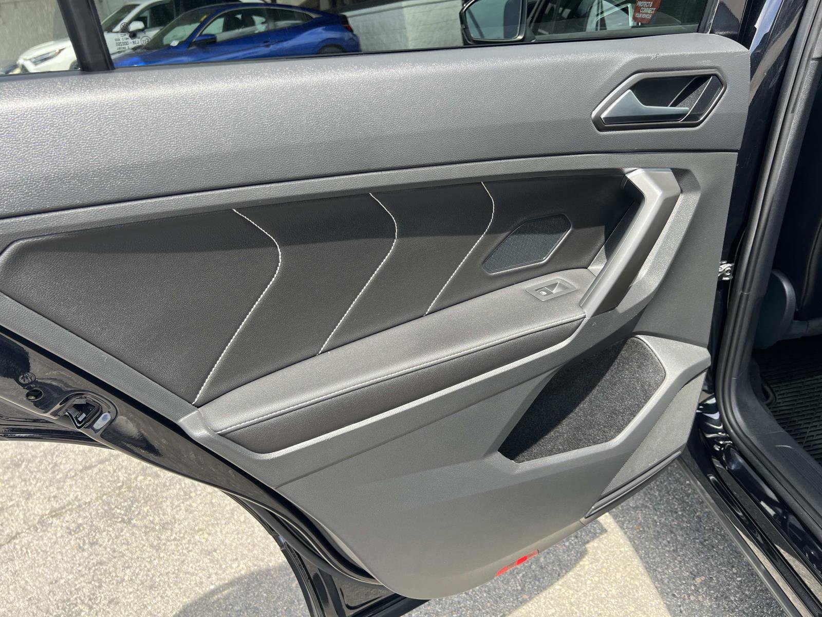 Certified 2022 Volkswagen Tiguan SE R-Line FWD image 20