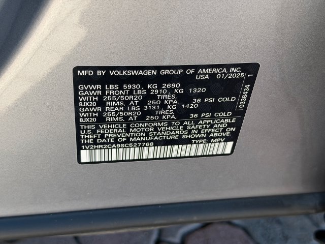 Used 2025 Volkswagen Atlas SE AWD/4WD image 23
