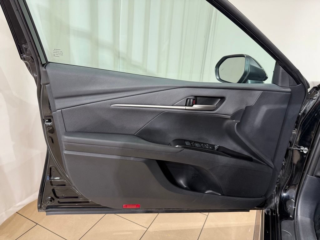 Certified 2026 Toyota Camry SE FWD image 14