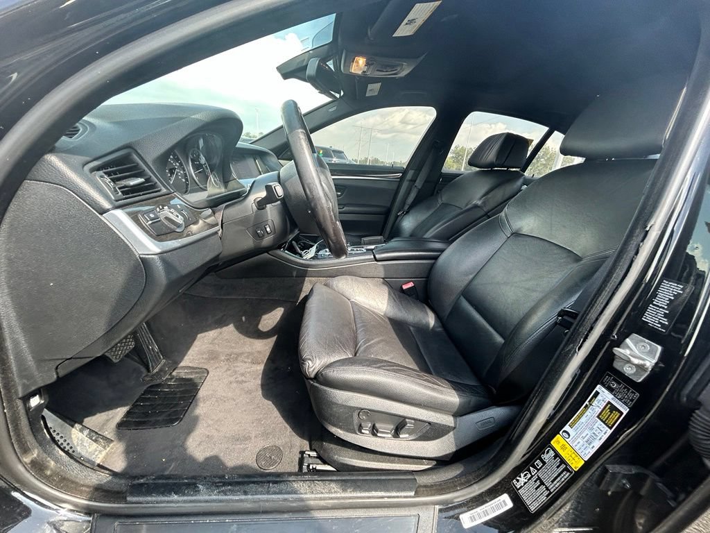 Used 2012 BMW 550i xDrive Sedan AWD/4WD image 14