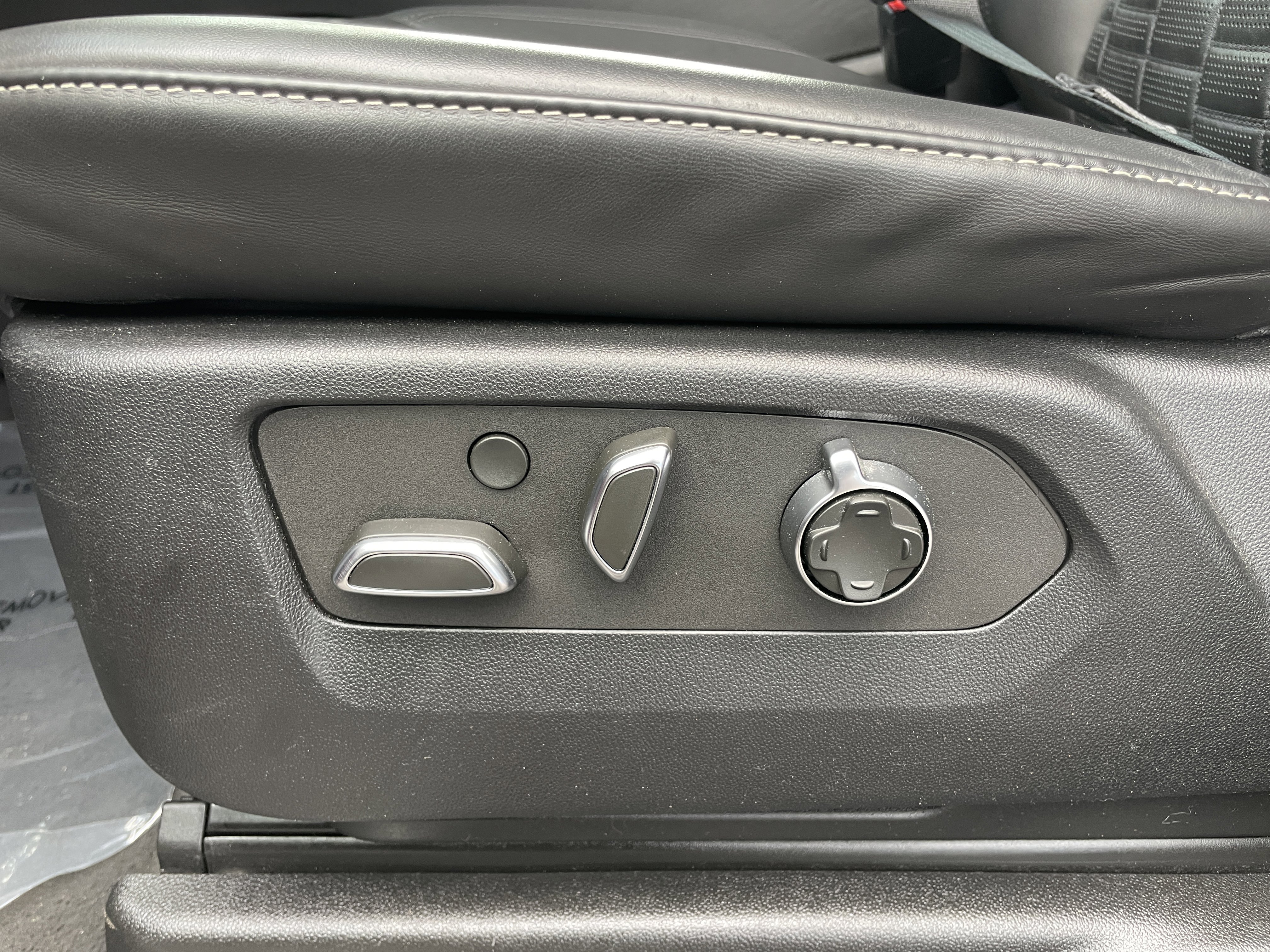 Used 2023 Cadillac Escalade V image 14