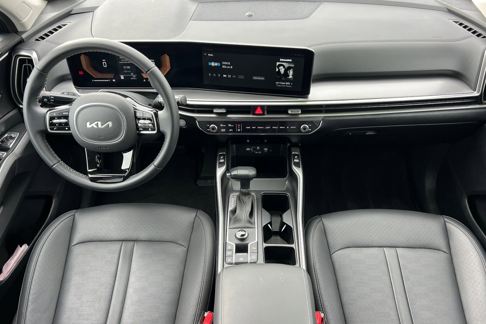 Certified 2025 Kia Sorento S image 16