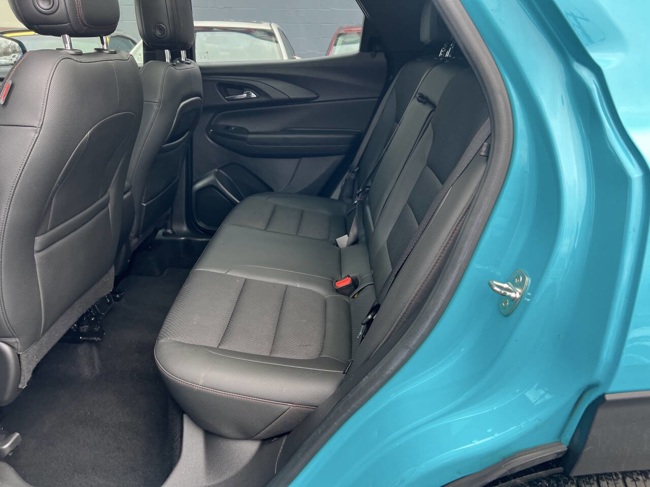 Used 2021 Chevrolet TrailBlazer RS w/ Sun and Liftgate Package AWD/4WD image 8