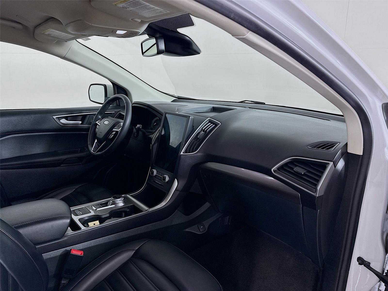 Used 2024 Ford Edge SEL AWD/4WD image 27