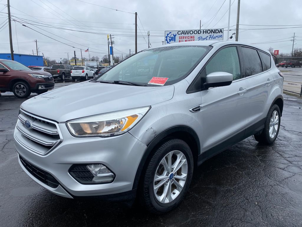 Used 2017 Ford Escape SE image 7