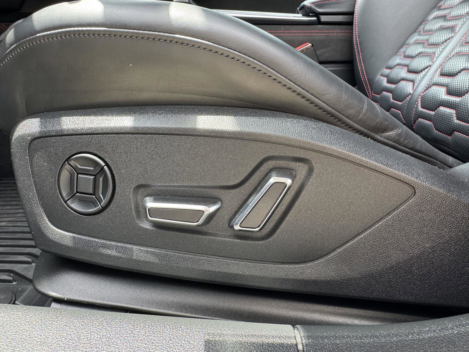 Used 2022 Audi RS 7 Sportback image 8