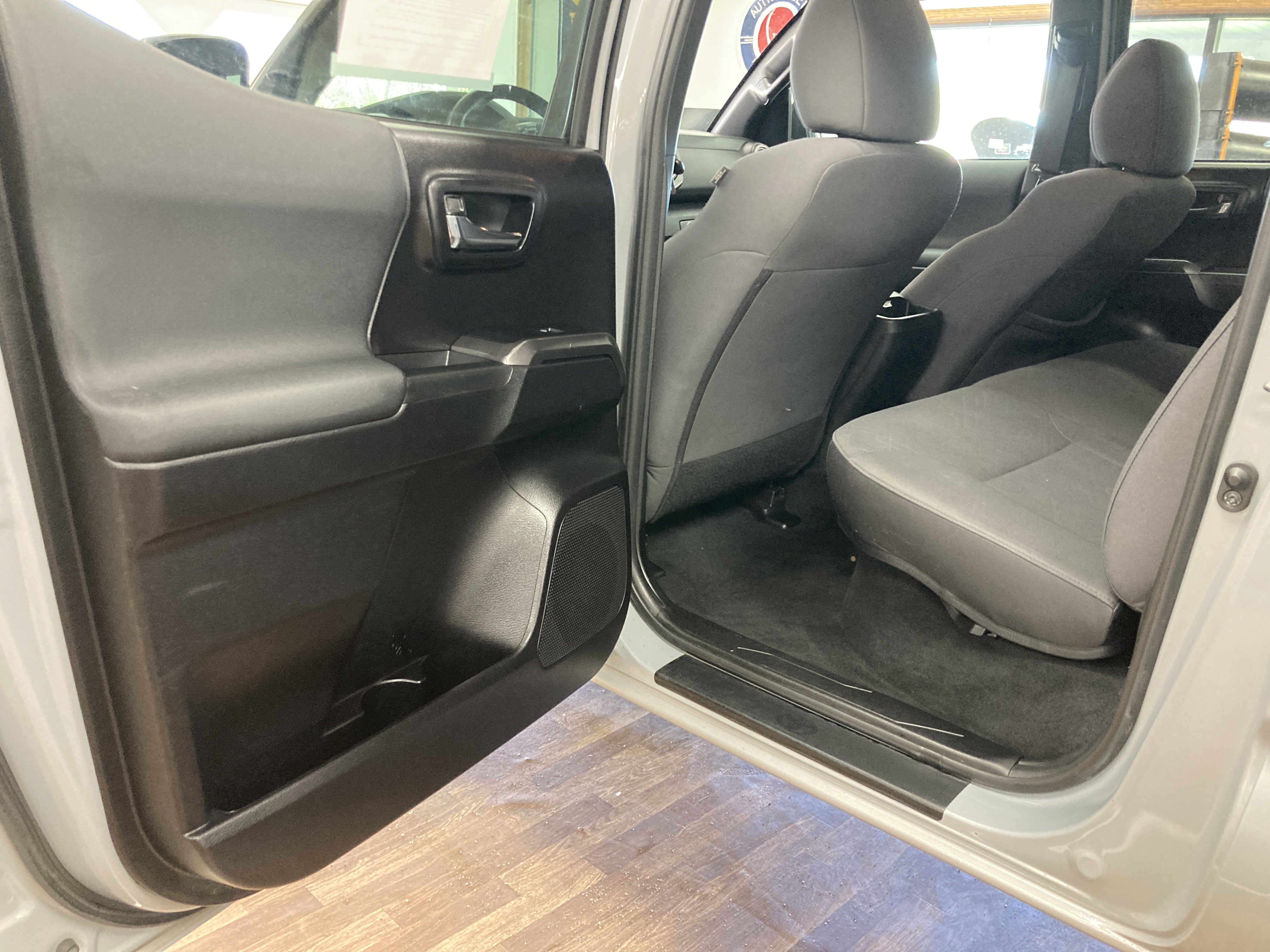 Used 2019 Toyota Tacoma 4x4 Double Cab image 12