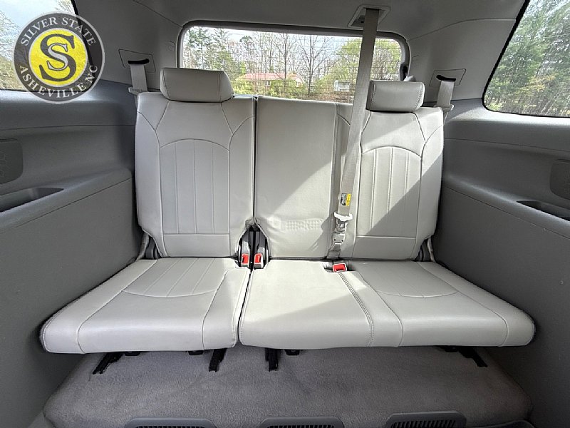 Used 2014 GMC Acadia SLT w/ Technology Package FWD image 20