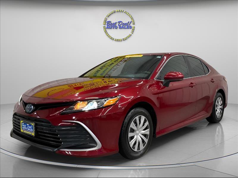 Used 2022 Toyota Camry LE image 1