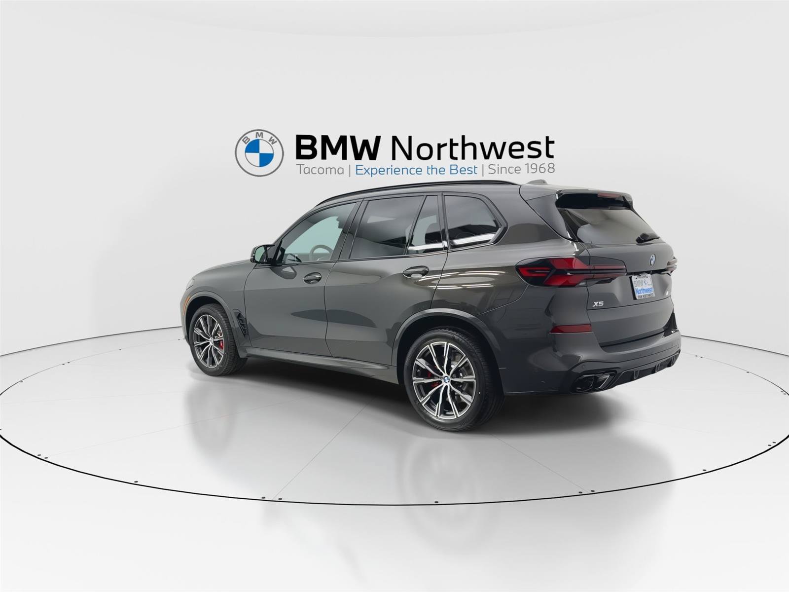 New 2026 BMW X5 M60i w/ Climate Comfort Package AWD/4WD image 12