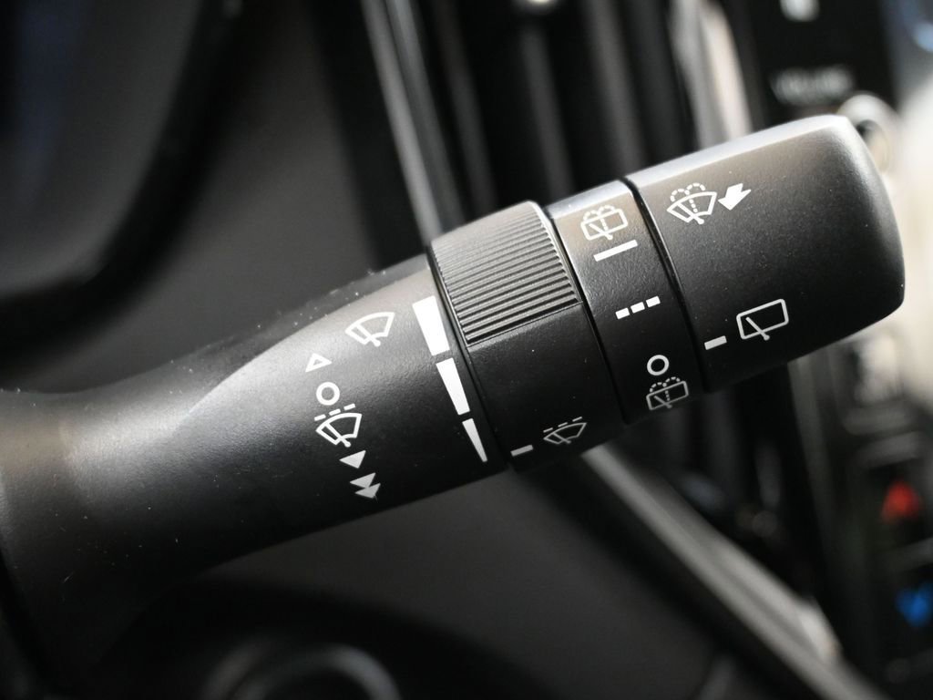 New 2026 Subaru Ascent Limited Bronze image 31