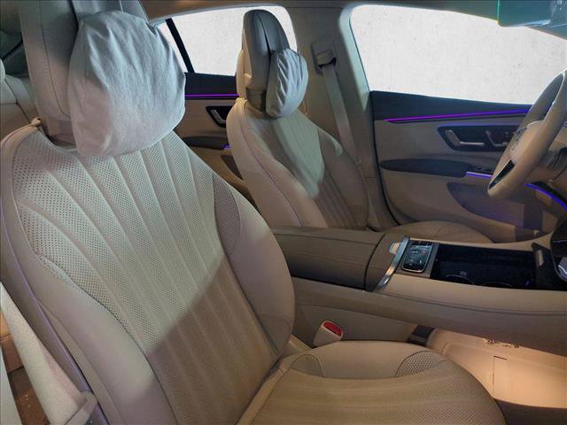 Certified 2023 Mercedes-Benz EQS 580 4MATIC Sedan image 21