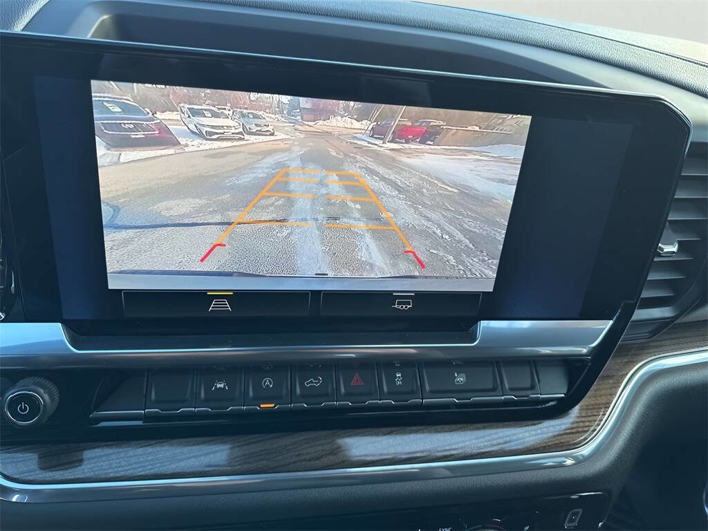 Used 2025 Chevrolet Silverado 1500 LT image 24