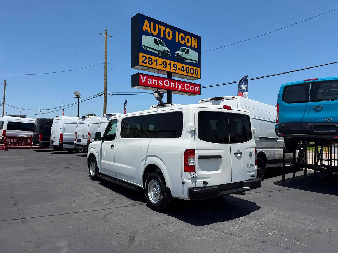 Used 2019 Nissan NV 3500 S RWD image 8