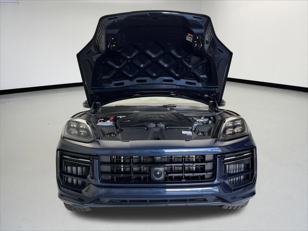 Certified 2024 Porsche Cayenne Turbo image 26