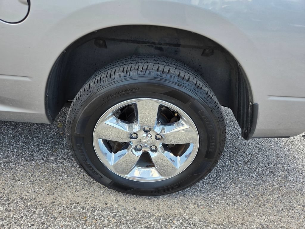 Used 2019 RAM 1500 Big Horn RWD image 23